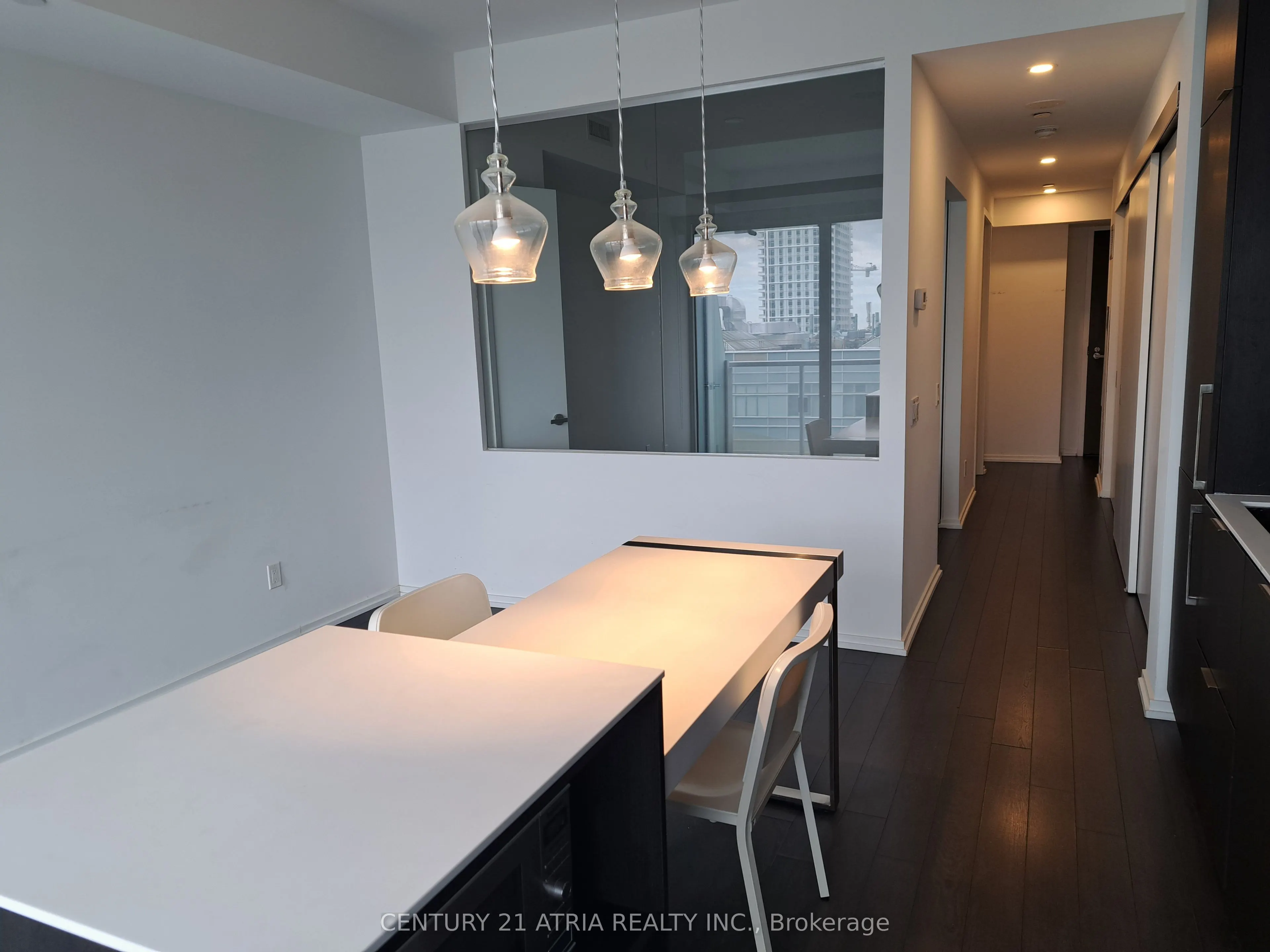 197 Yonge Street #2004