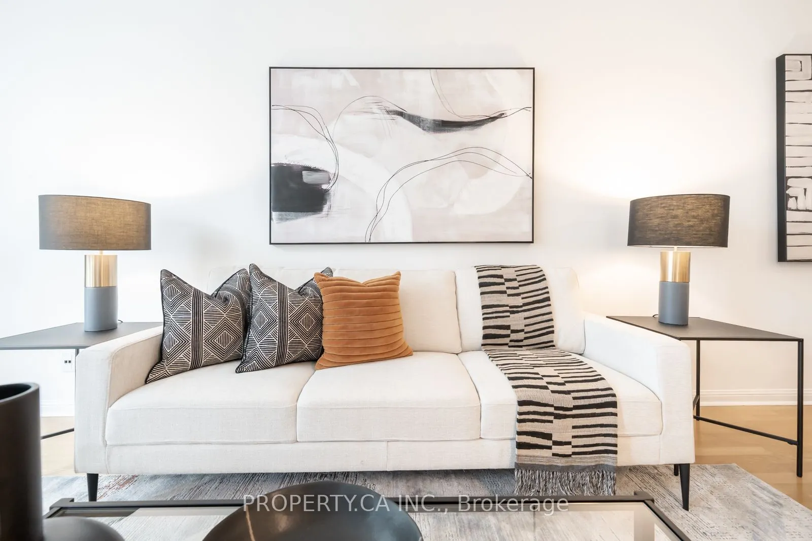 230 Queens Quay W #1815