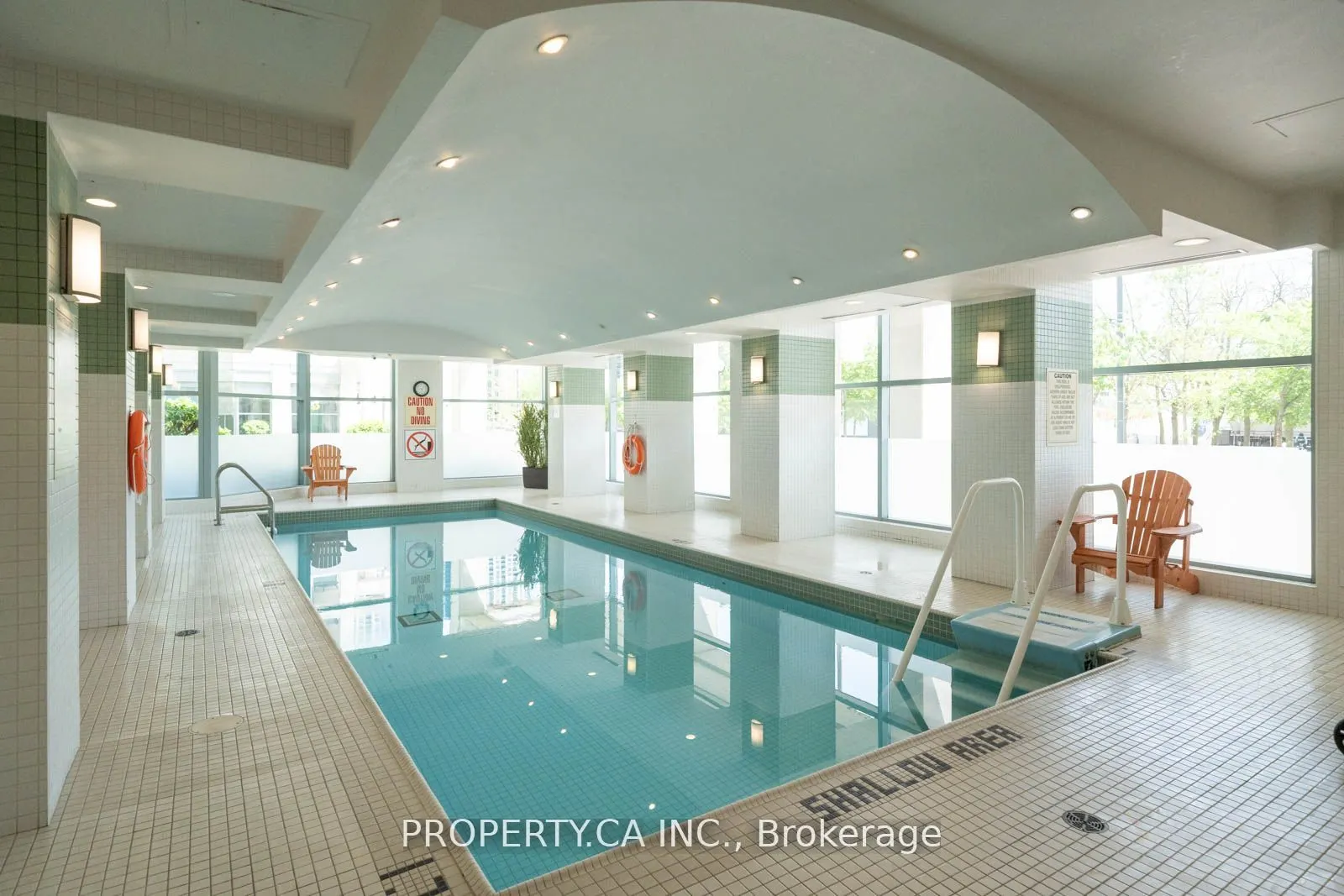 230 Queens Quay W #1815