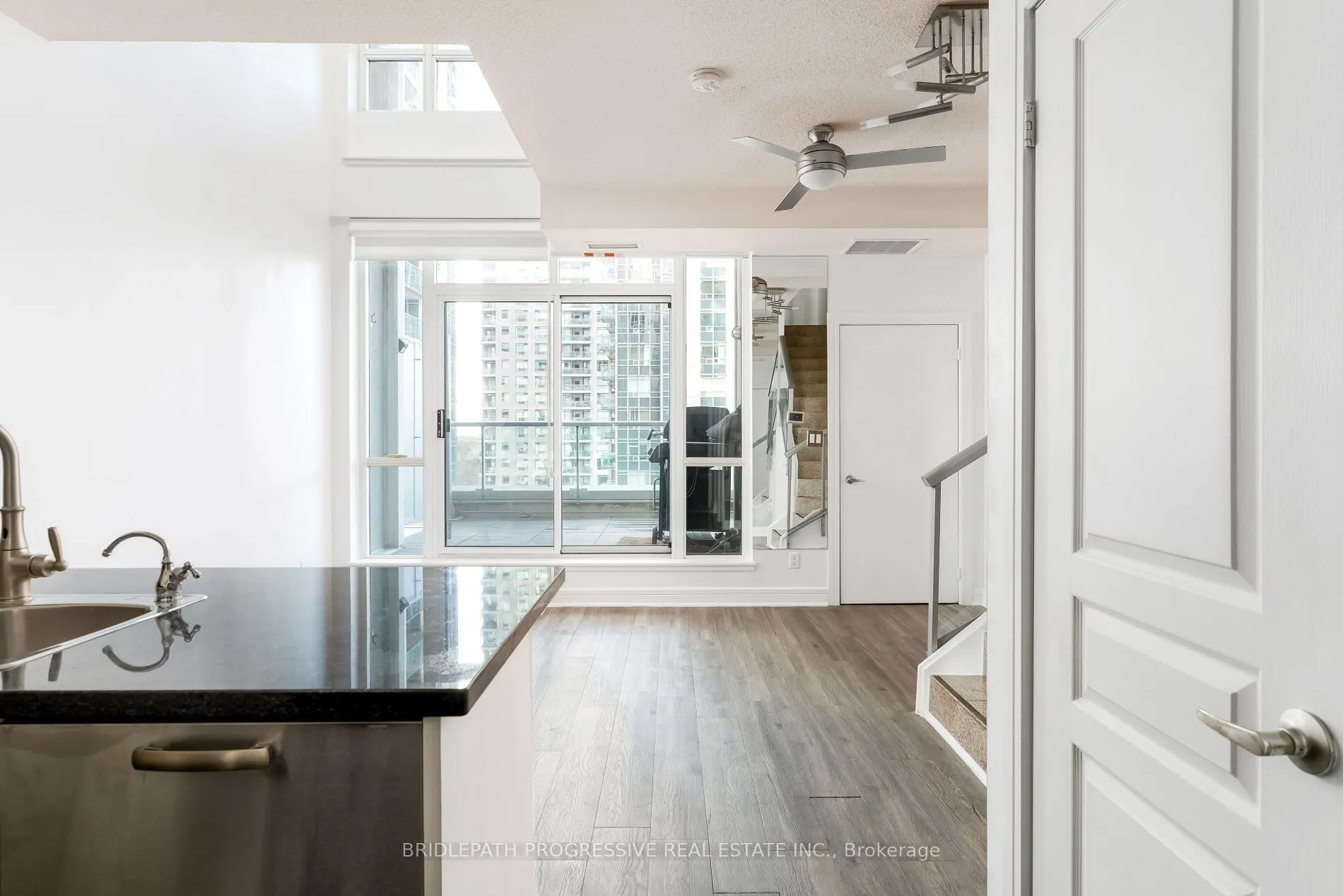 1 Avondale Avenue #509