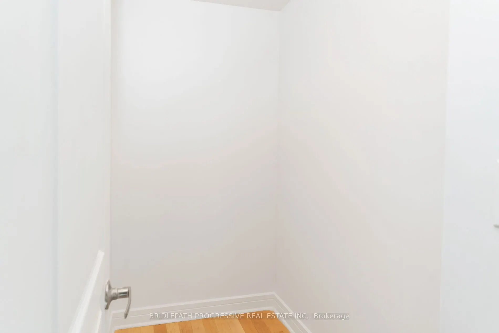1 Avondale Avenue #509