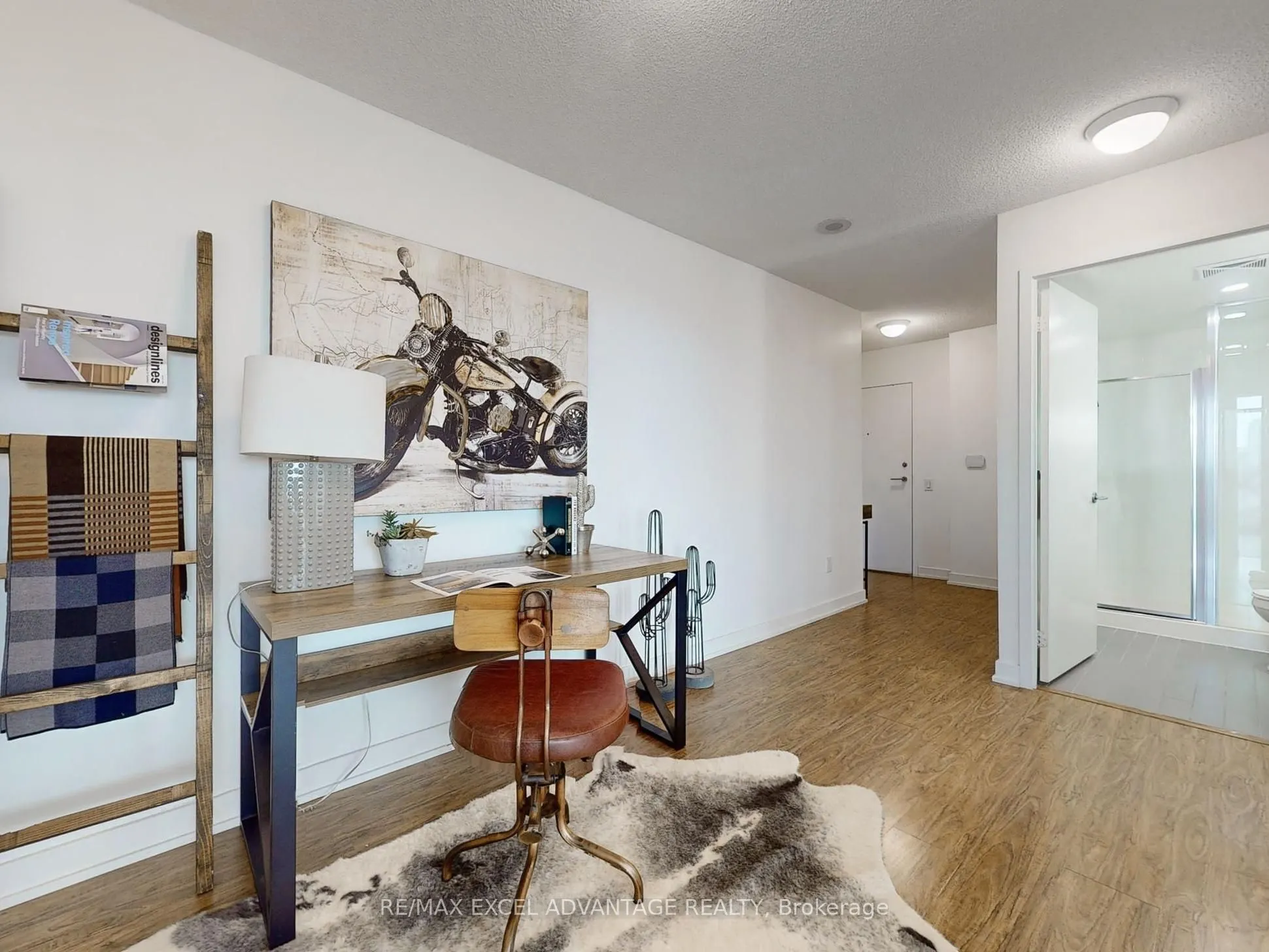 33 Singer Court, #1202