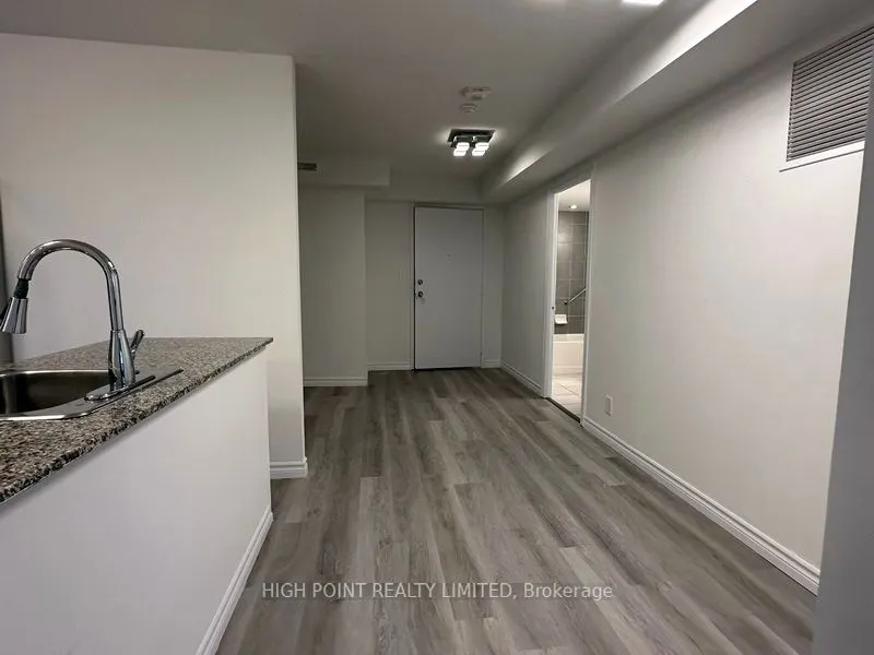 801 Sheppard Avenue W, #703