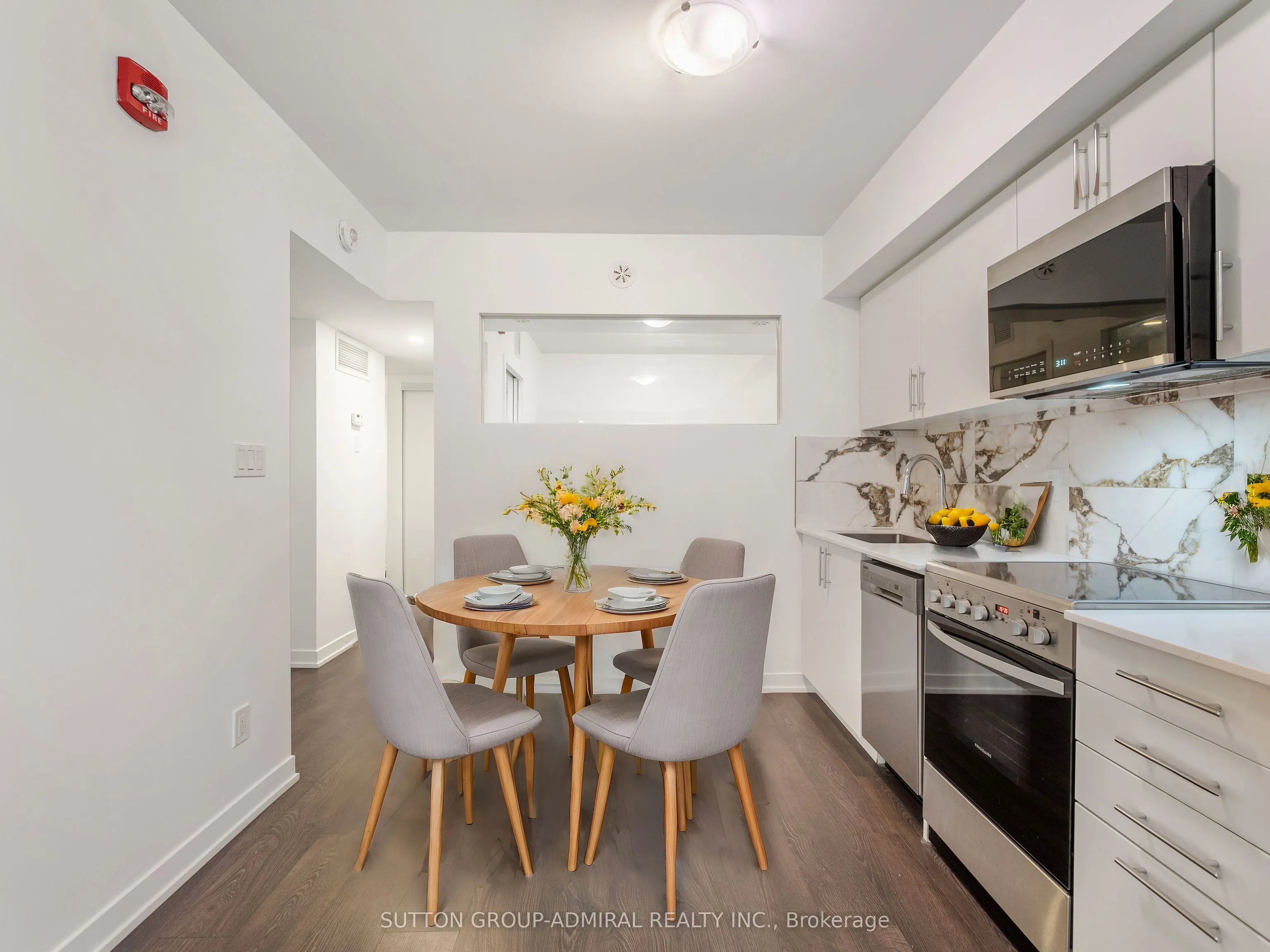 16 Marquette Avenue, #3