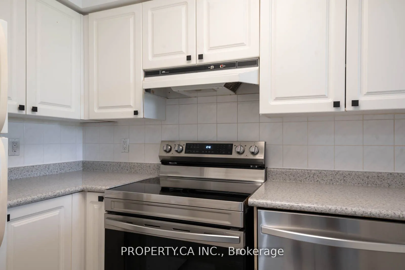 398 Eglinton Avenue E, #603