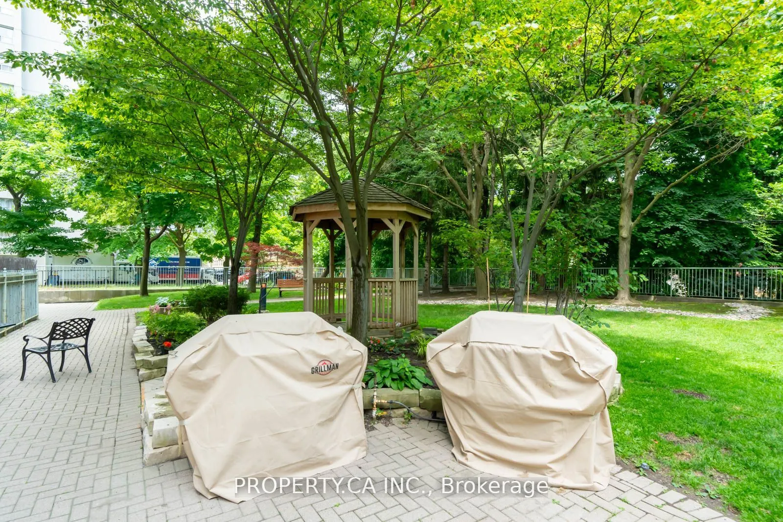 398 Eglinton Avenue E, #603