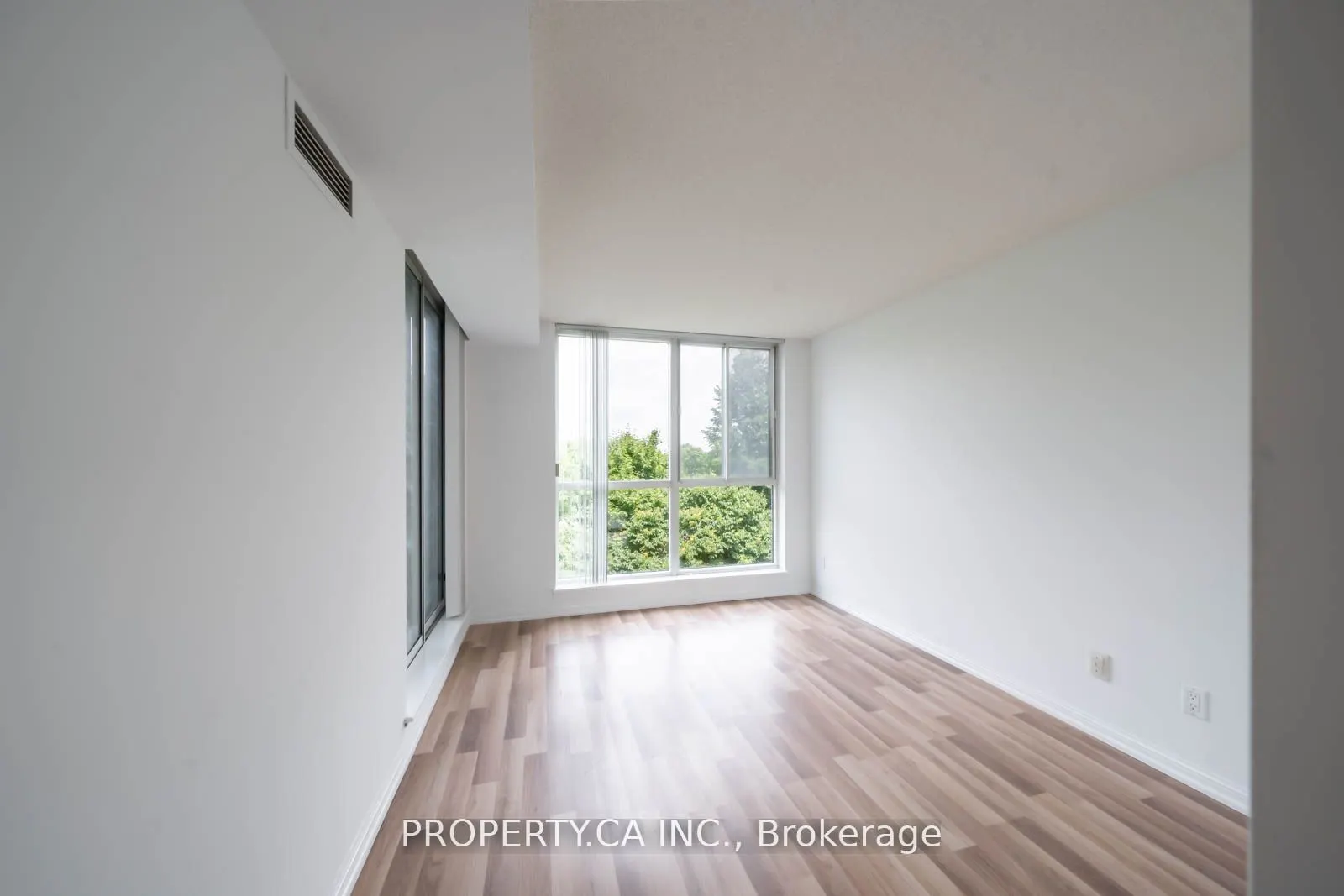 398 Eglinton Avenue E, #603