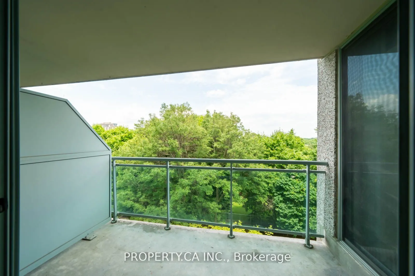 398 Eglinton Avenue E, #603