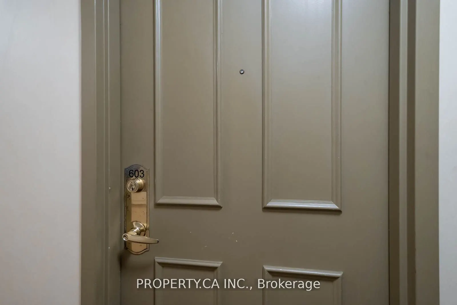 398 Eglinton Avenue E, #603