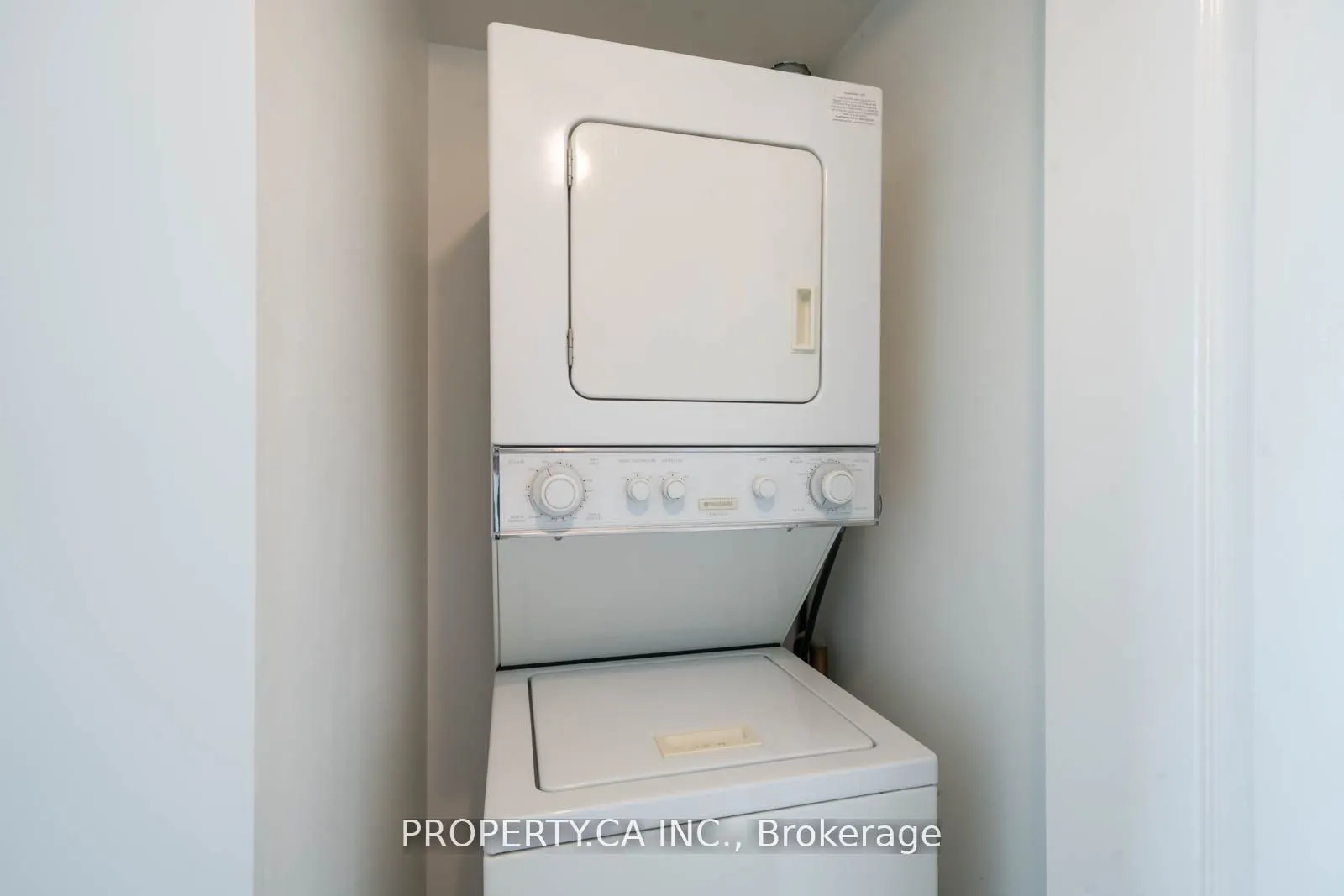 398 Eglinton Avenue E, #603