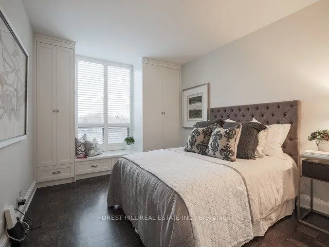 350 Lonsdale Road #502