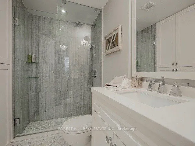 350 Lonsdale Road #502