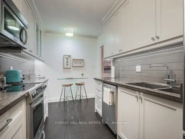 350 Lonsdale Road #502