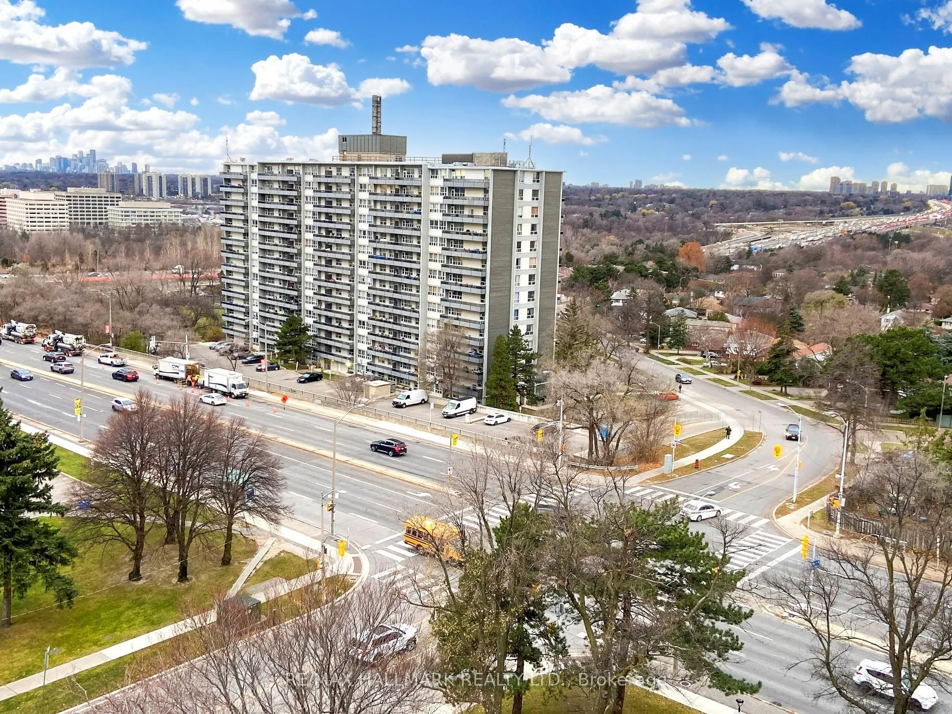 10 Parkway Forest Drive, #903