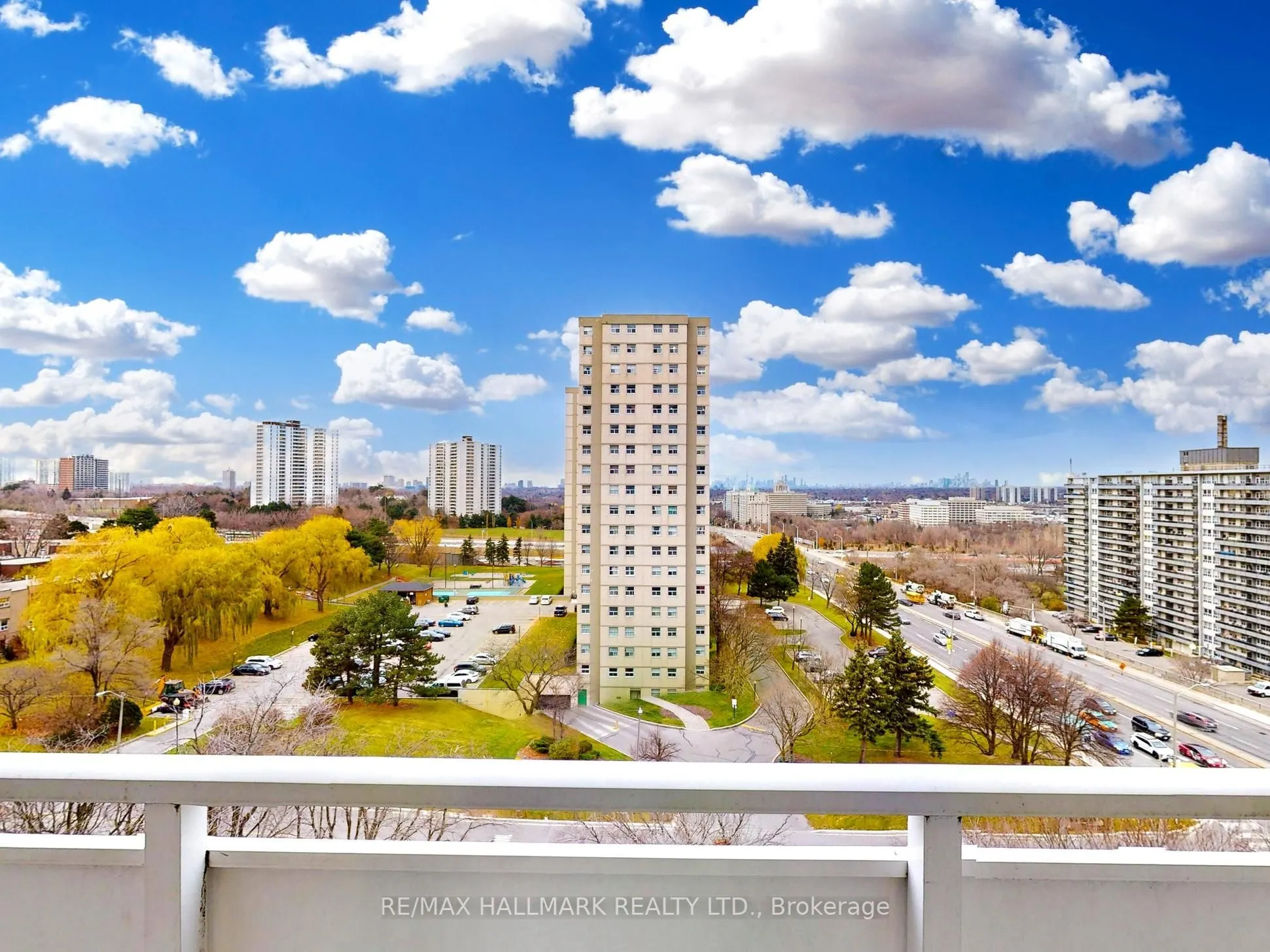 10 Parkway Forest Drive, #903