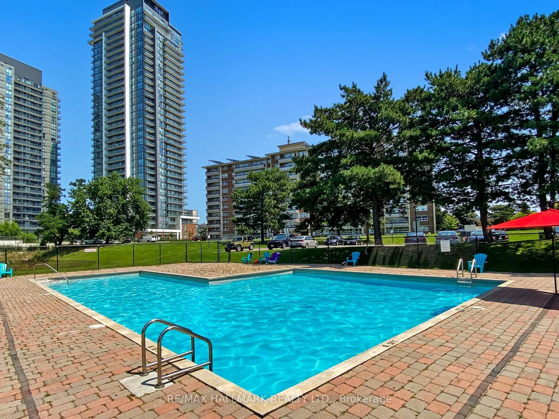 10 Parkway Forest Drive, #903