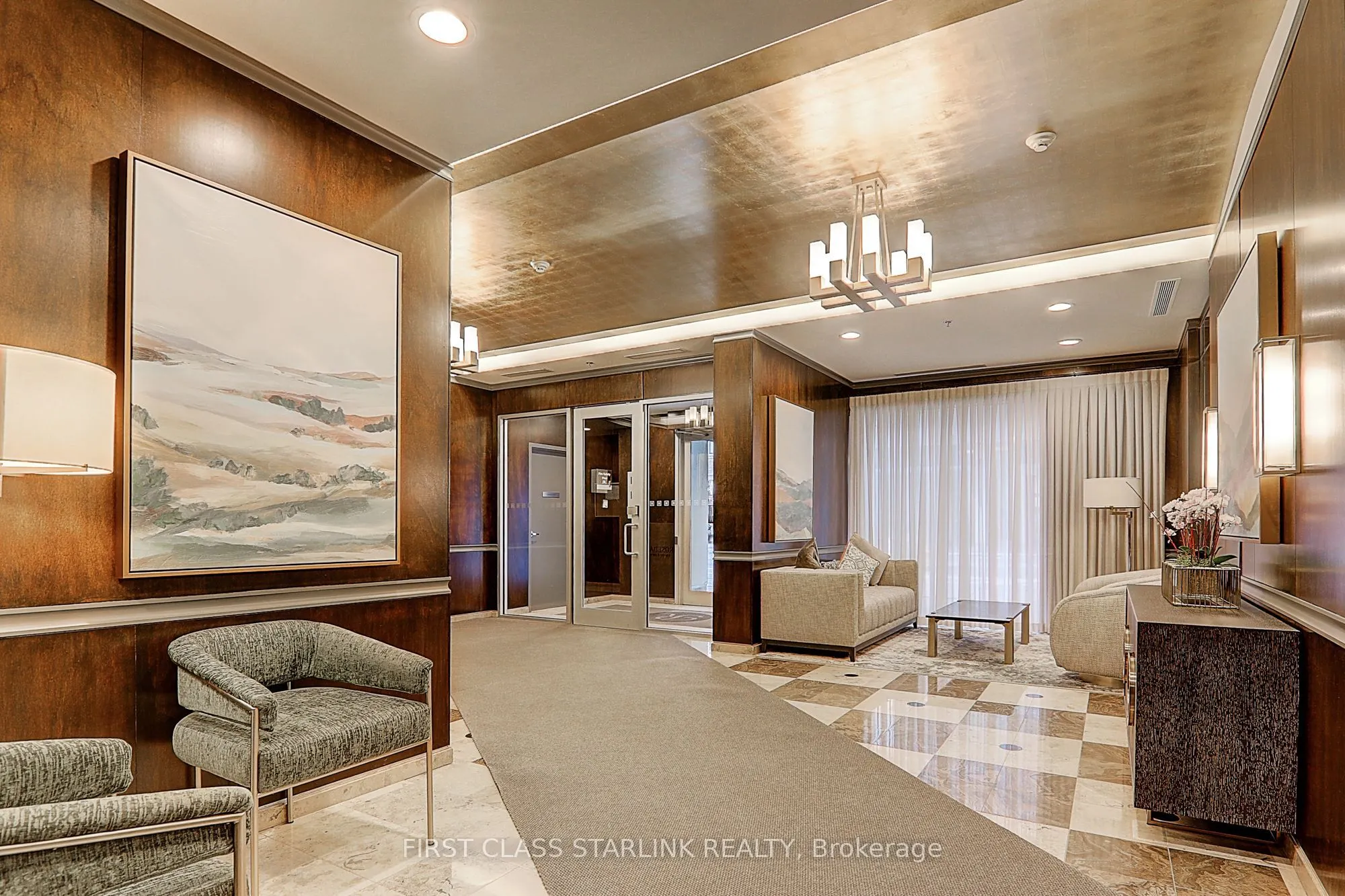 388 Bloor Street E, #302
