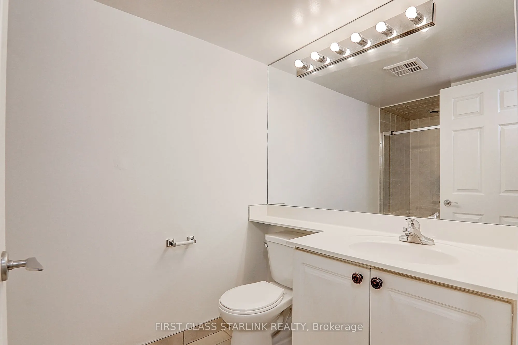 388 Bloor Street E, #302