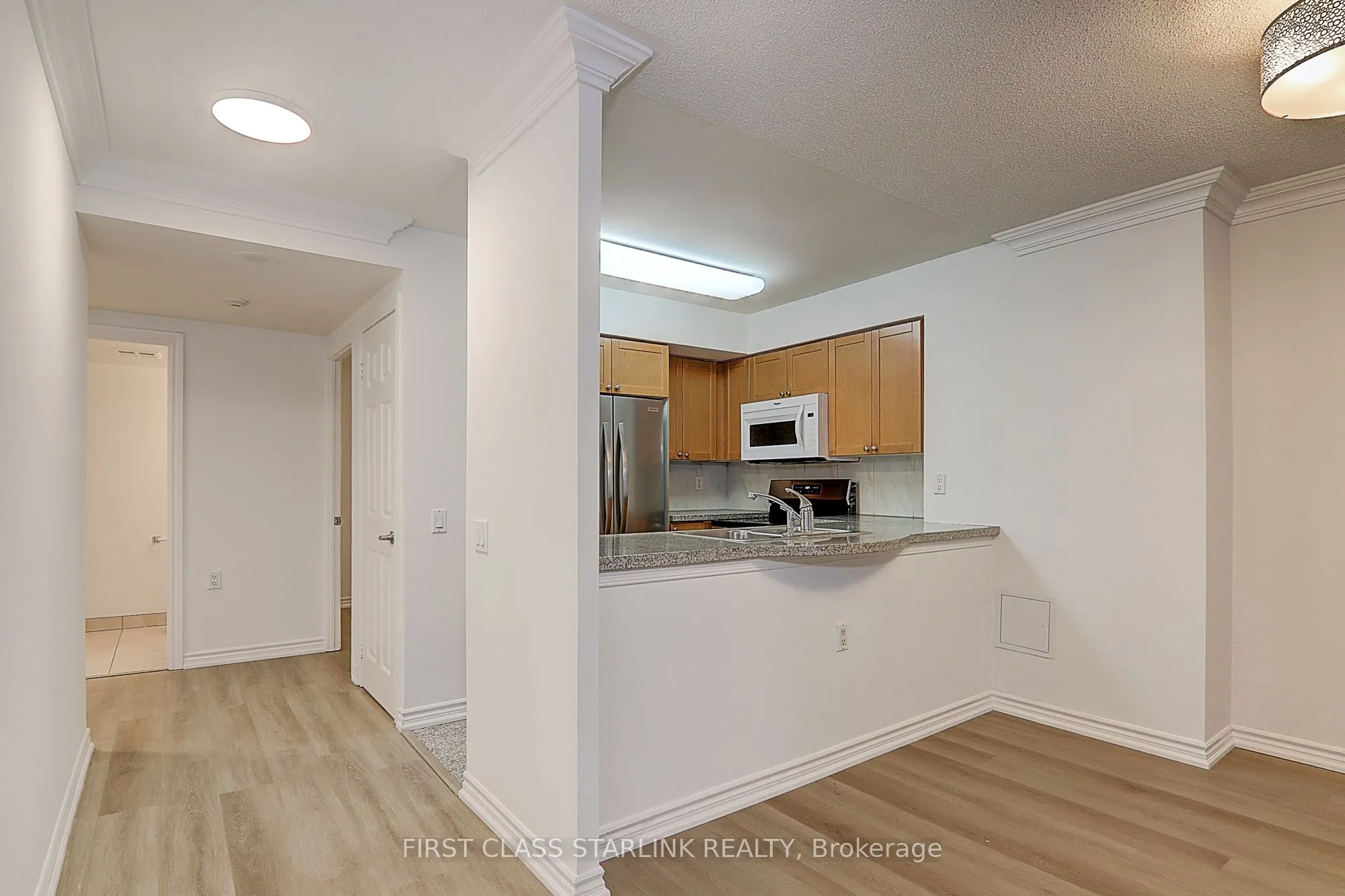 388 Bloor Street E, #302
