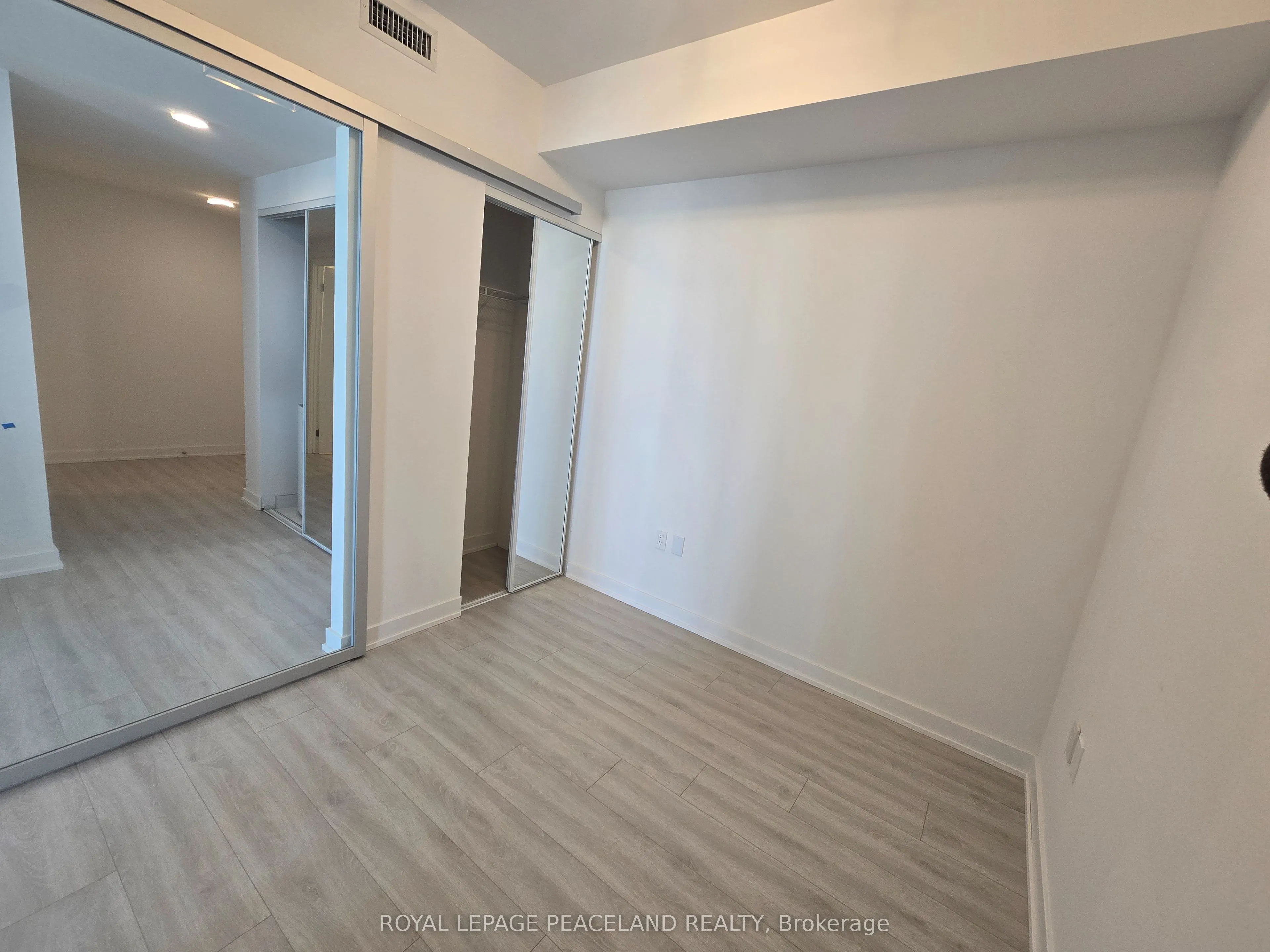 238 Simcoe Street, #2809