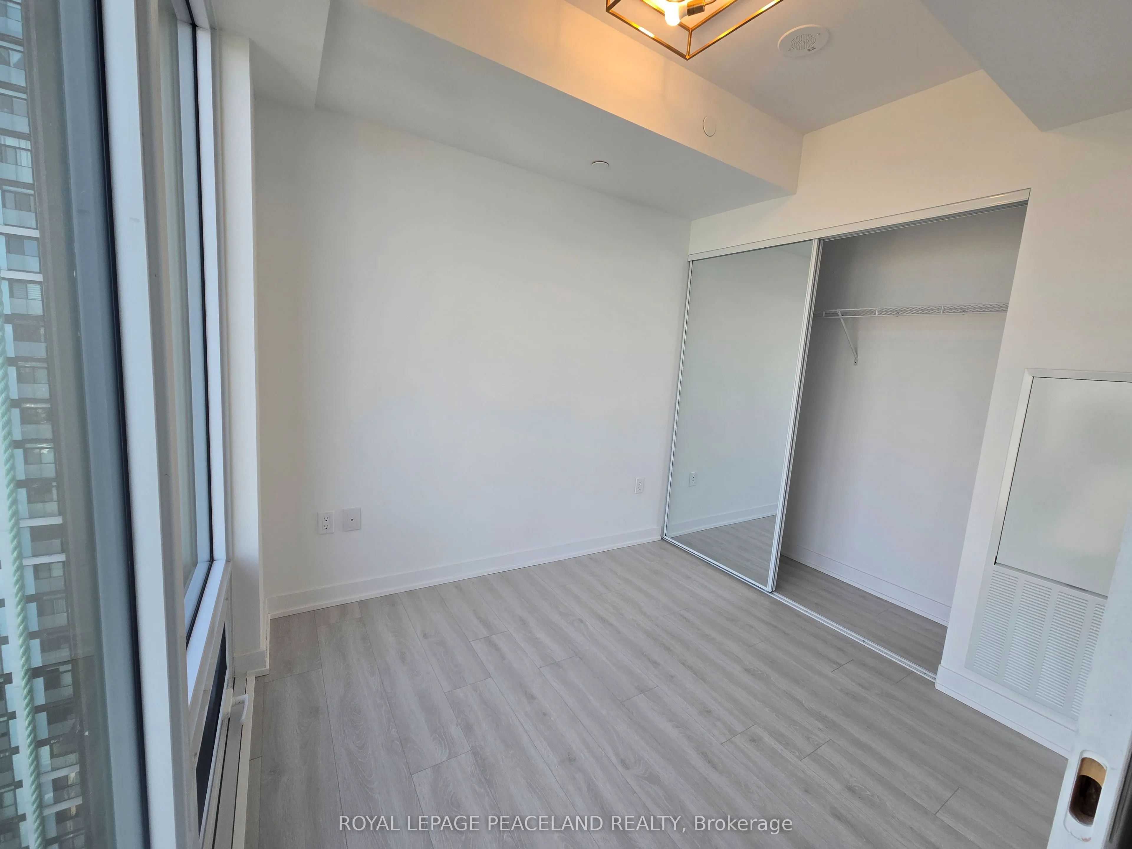 238 Simcoe Street, #2809