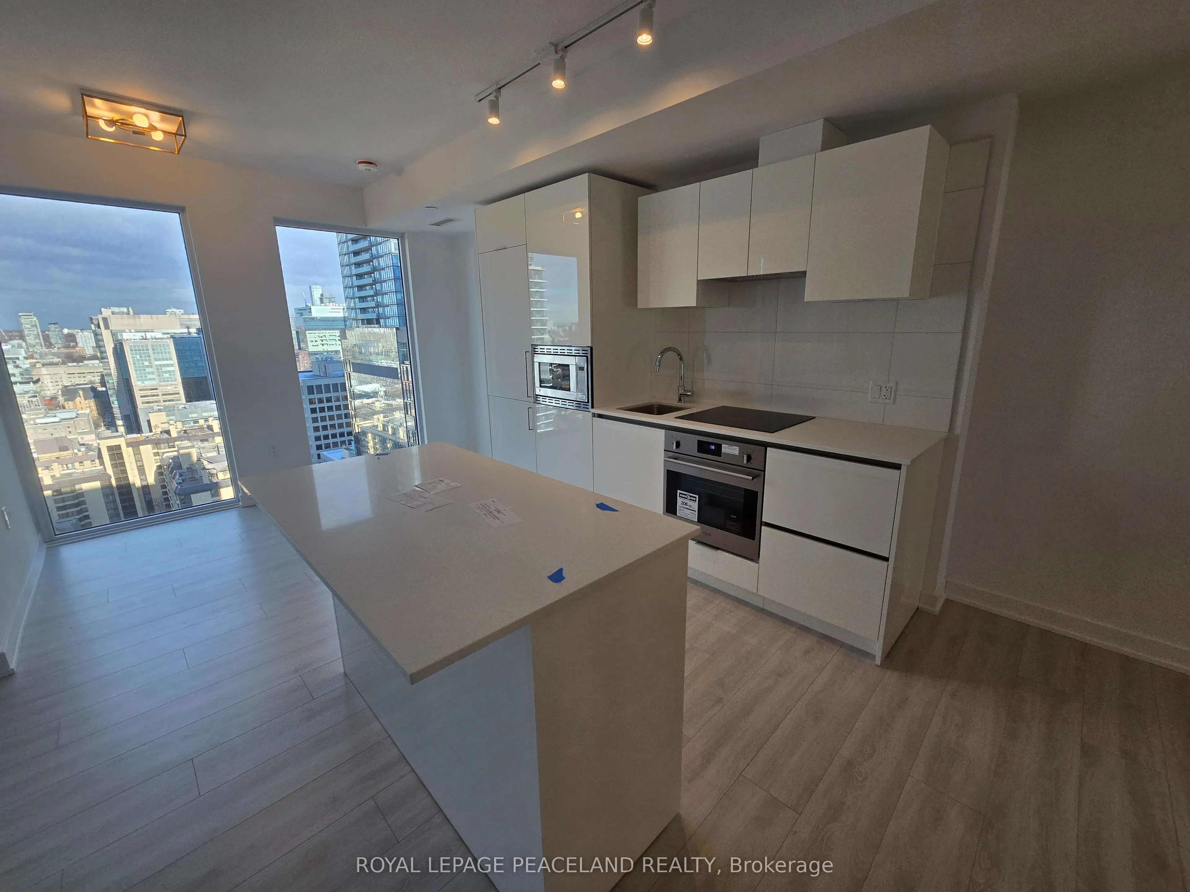 238 Simcoe Street, #2809