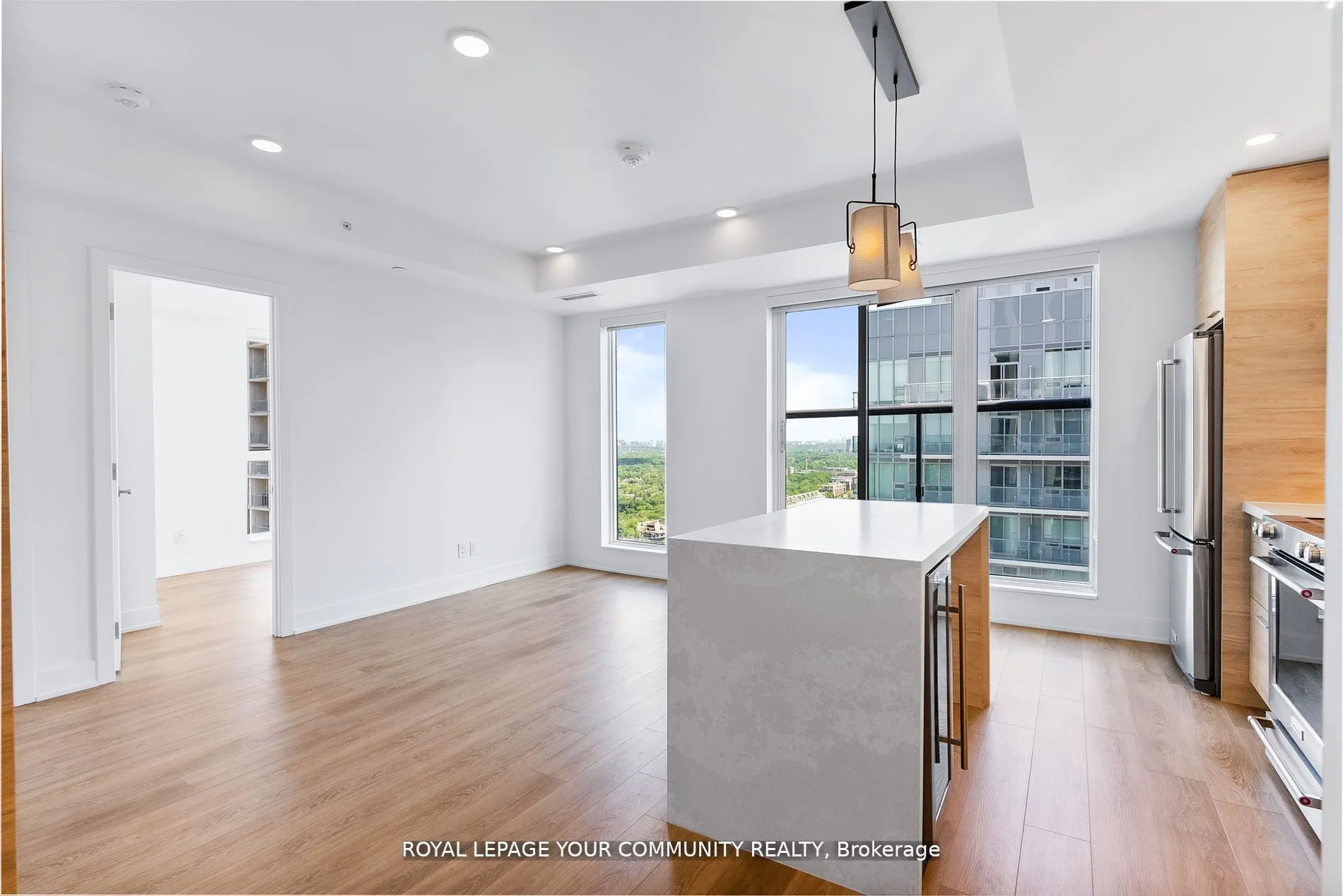 200 Redpath Avenue, #2809