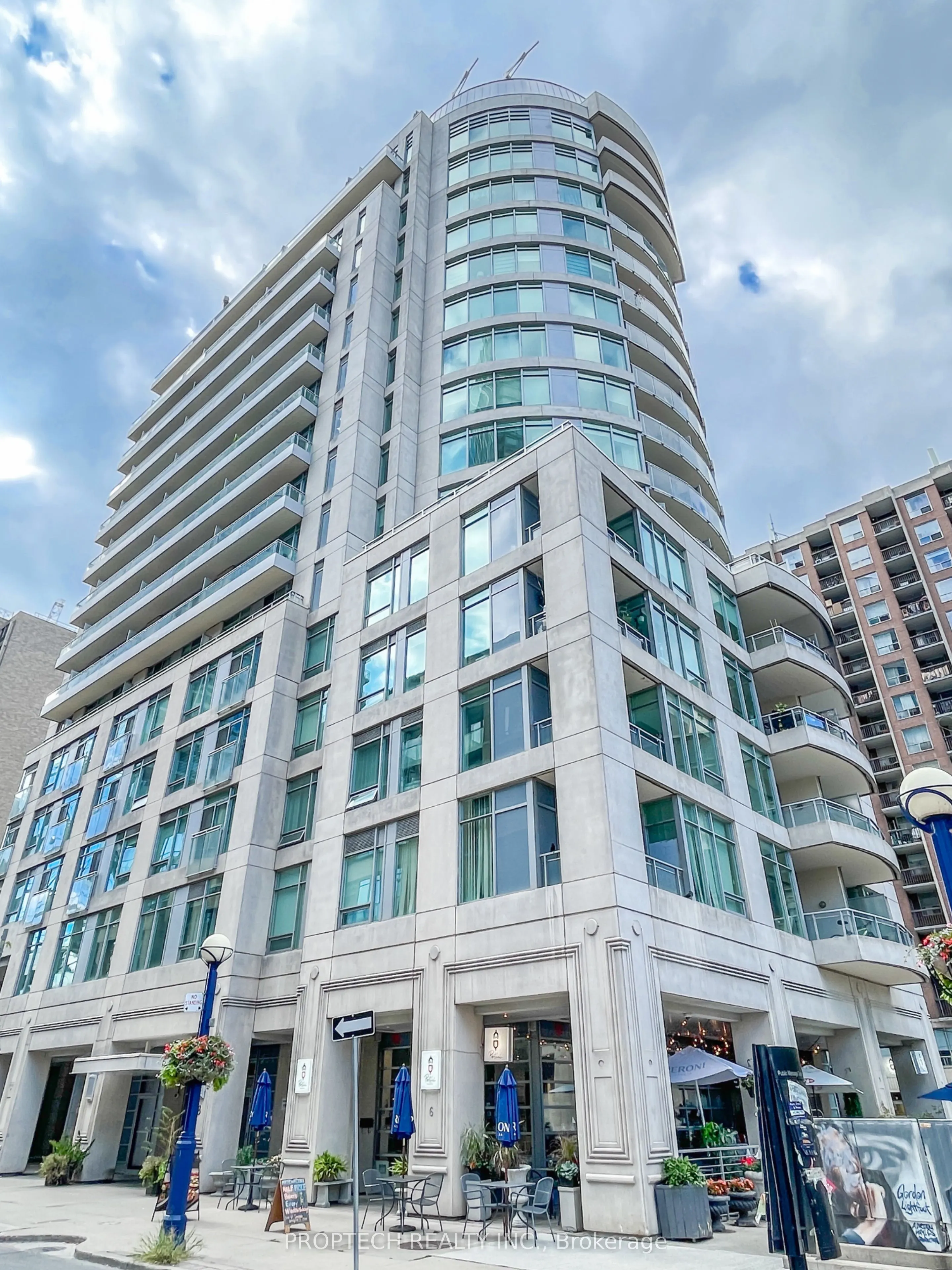 8 Scollard Street, #304