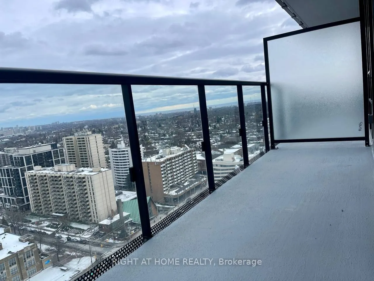127 Broadway Avenue, #2411S