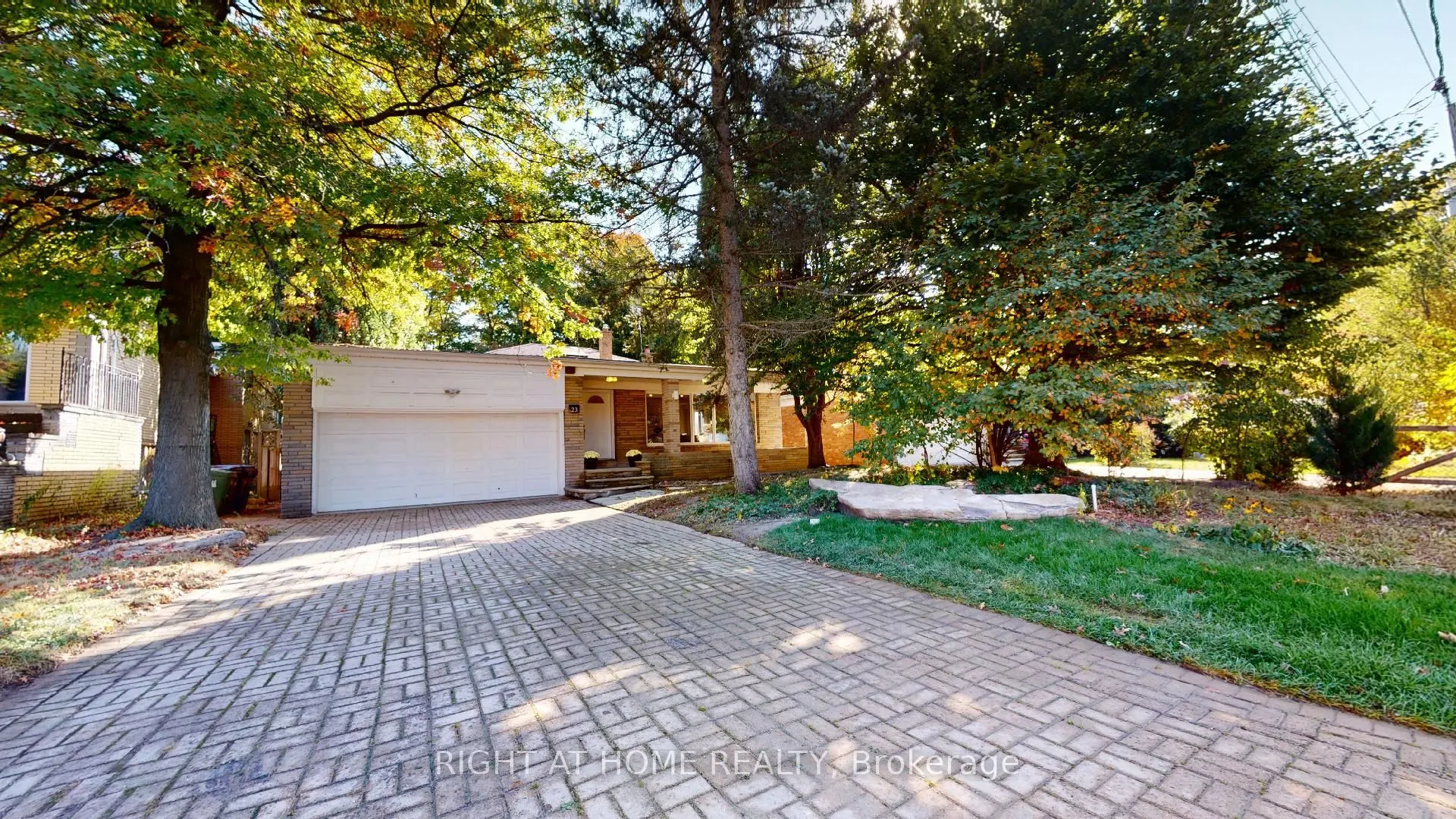 23 Christine Crescent