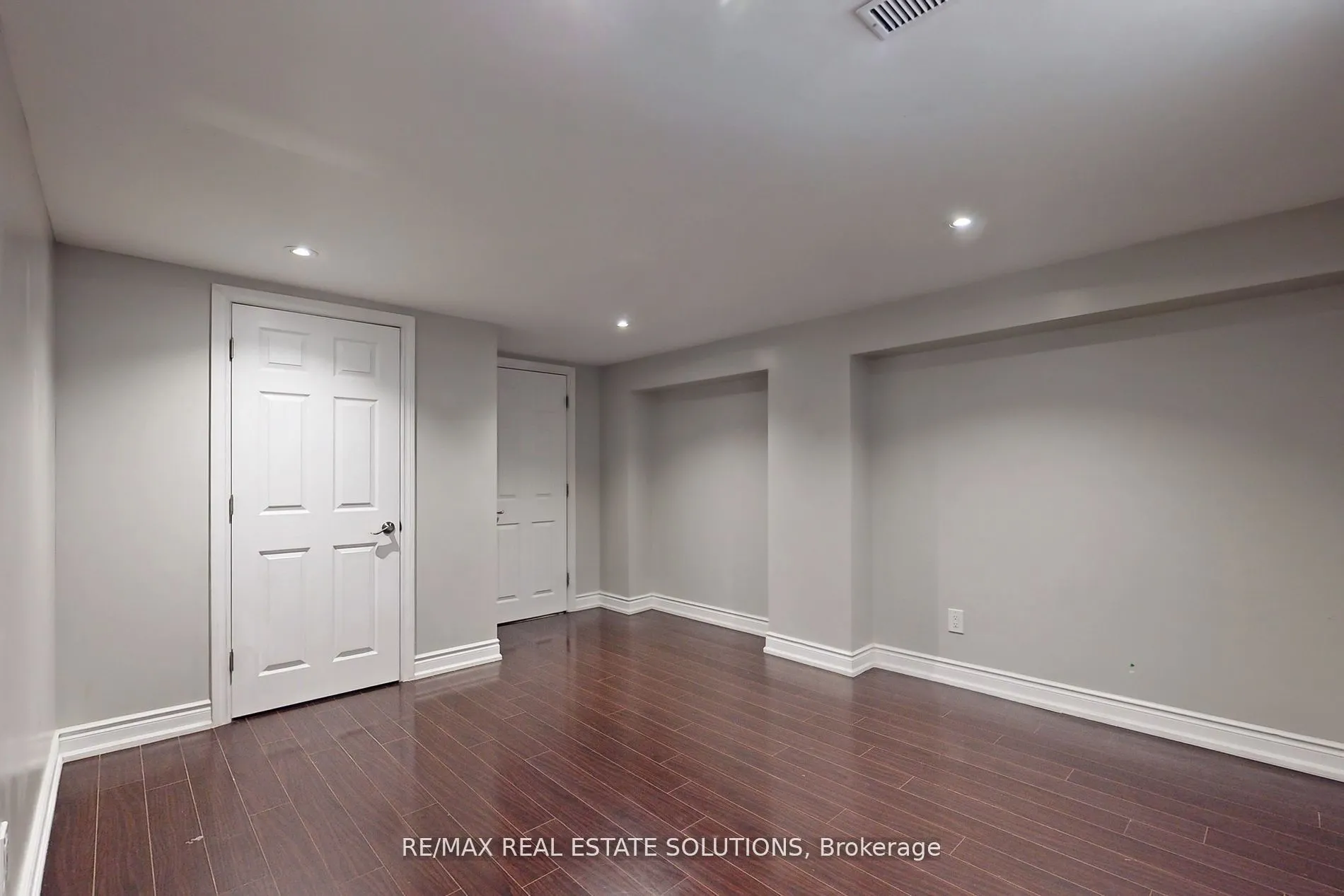 85 Ranee Avenue