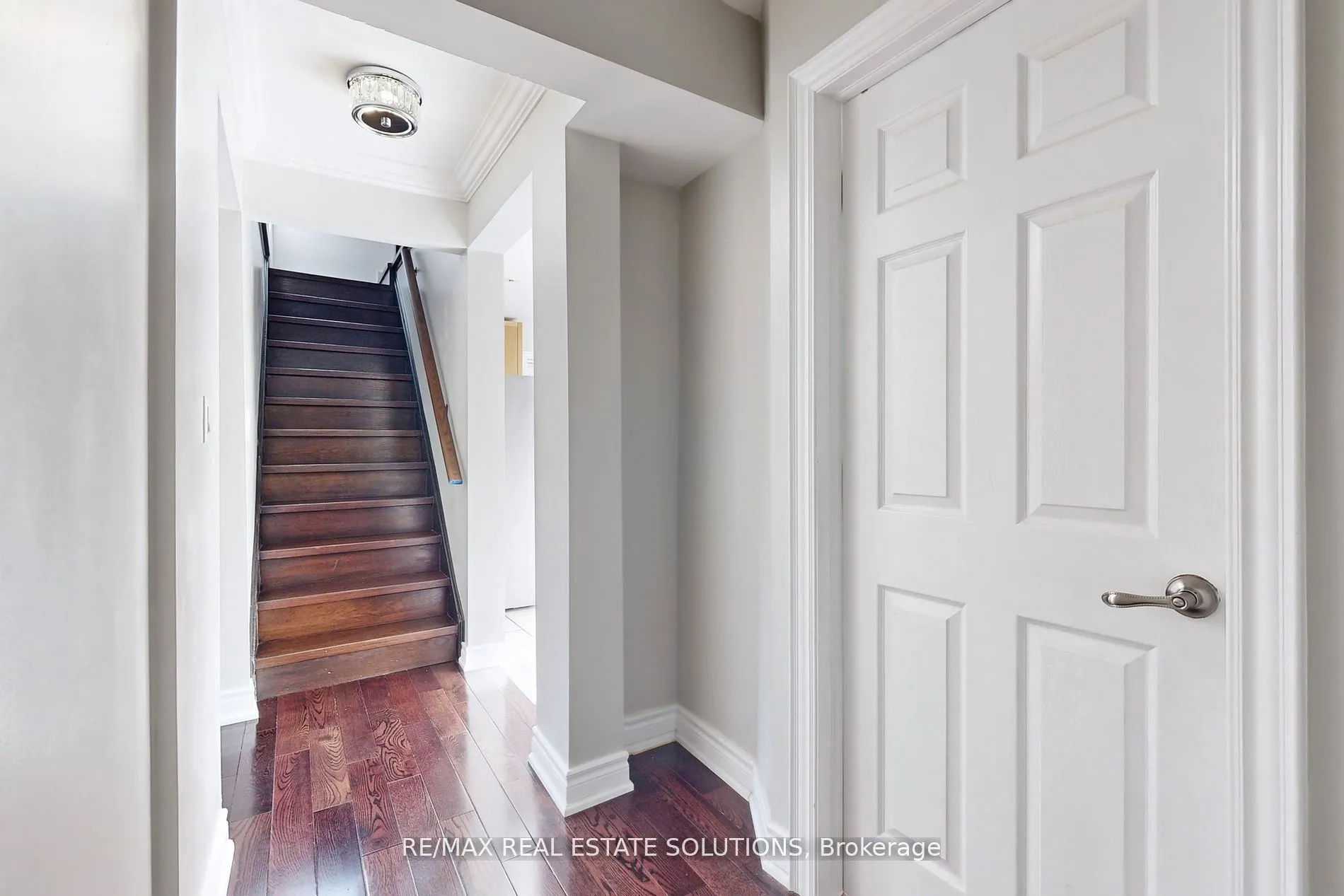 85 Ranee Avenue