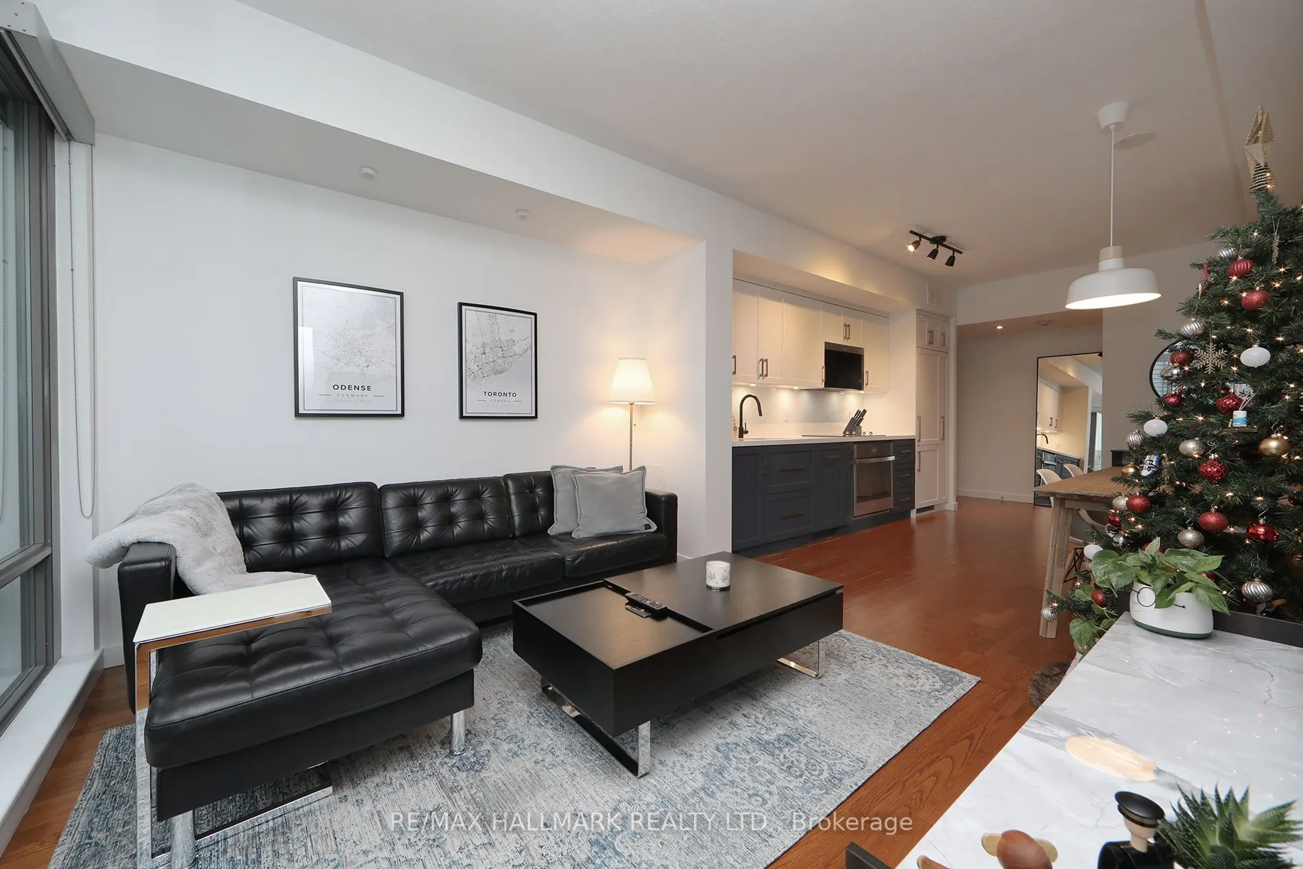 285 Mutual Street #2201
