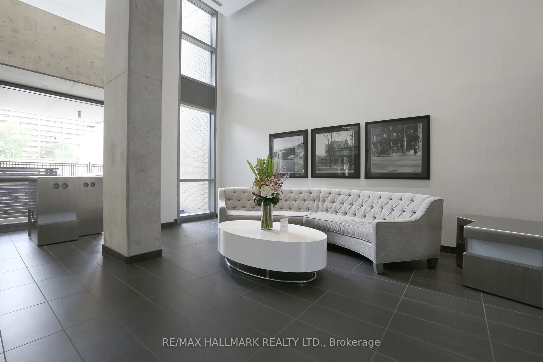 285 Mutual Street #2201