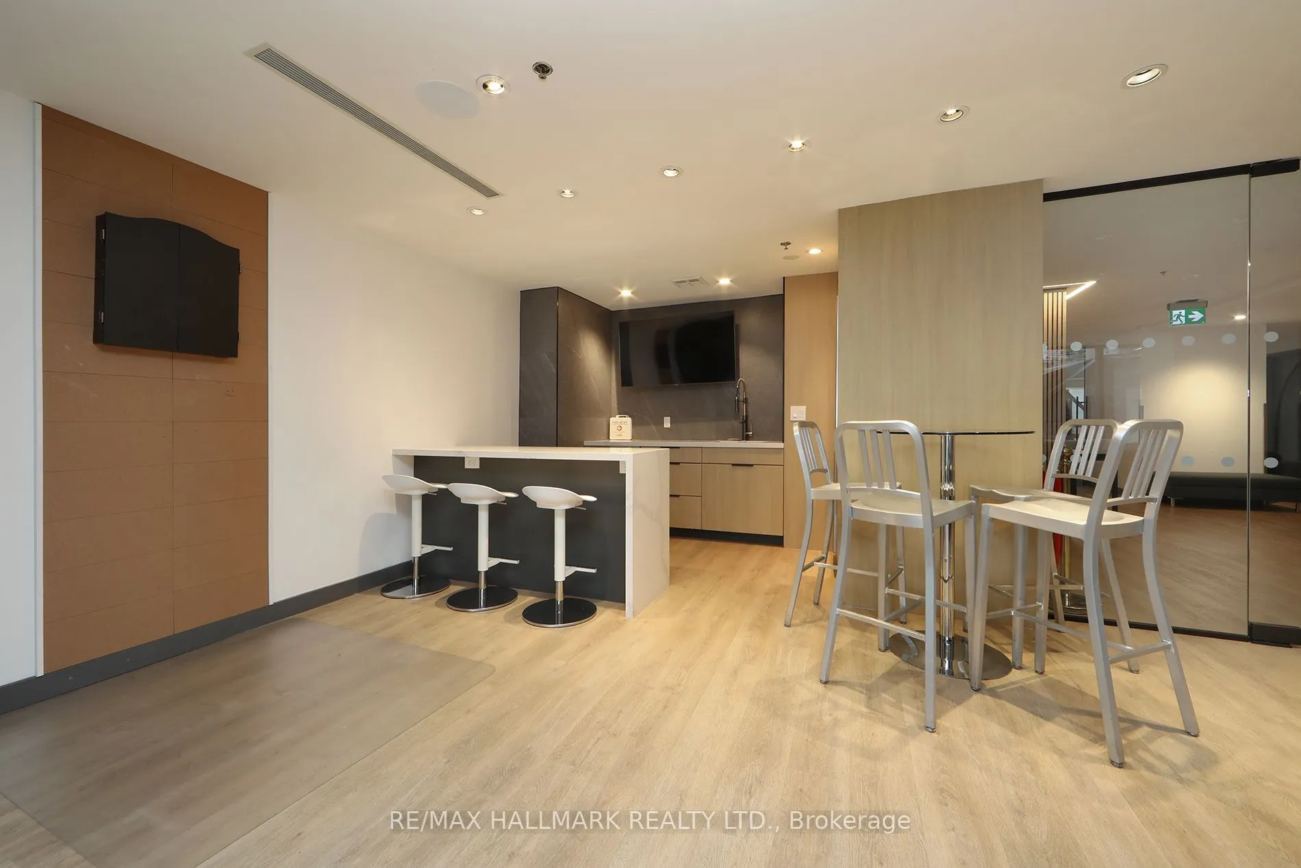 285 Mutual Street #2201
