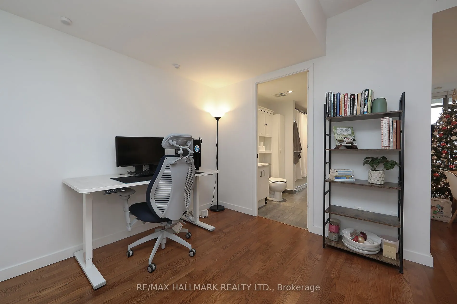 285 Mutual Street #2201