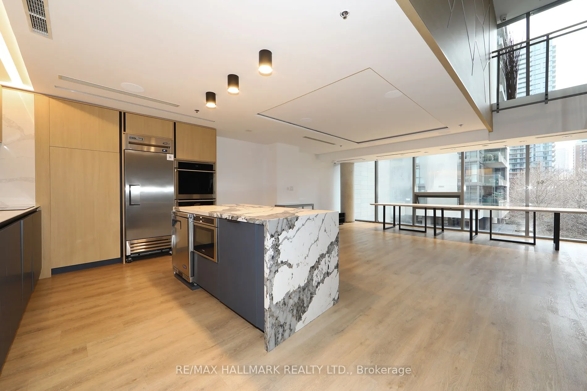 285 Mutual Street #2201