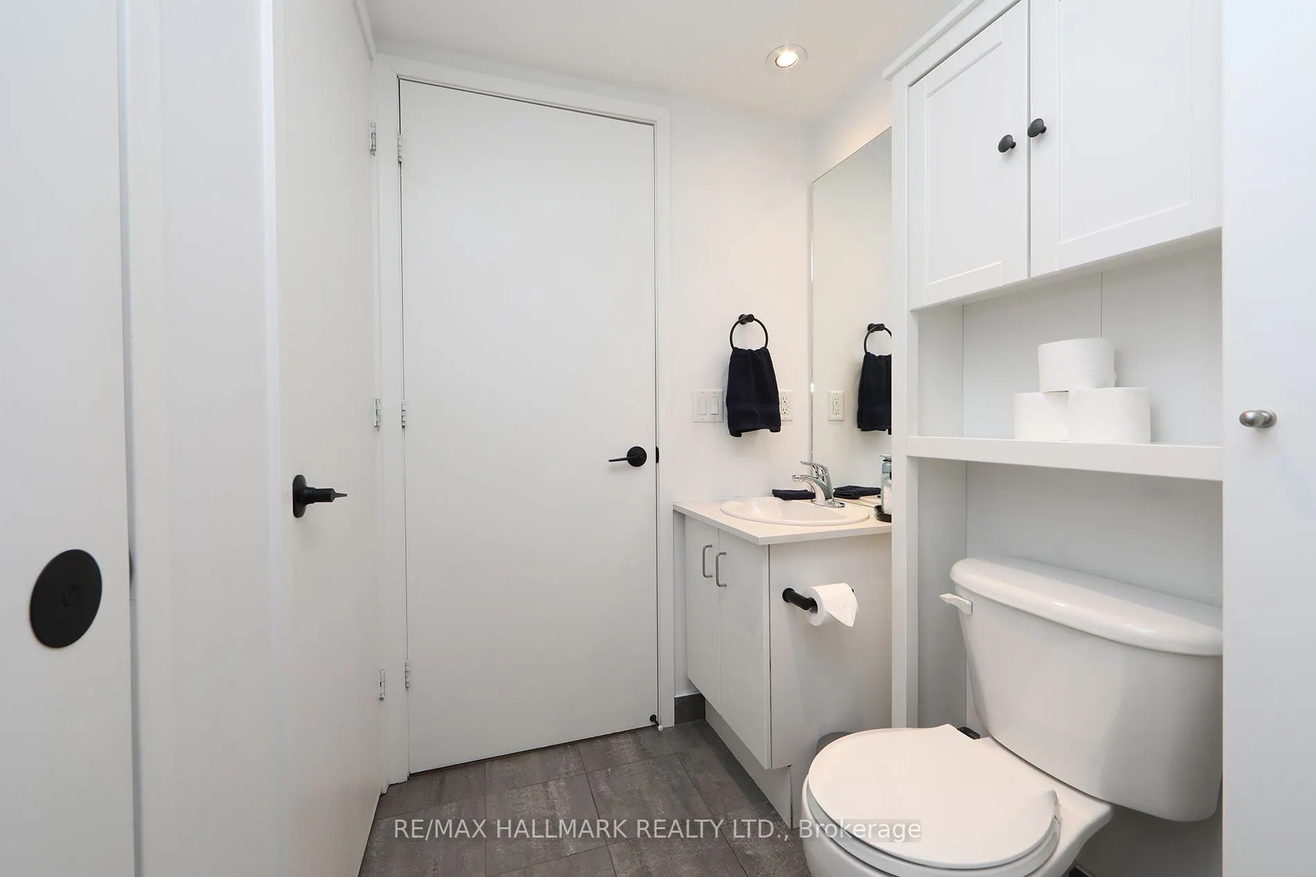 285 Mutual Street #2201