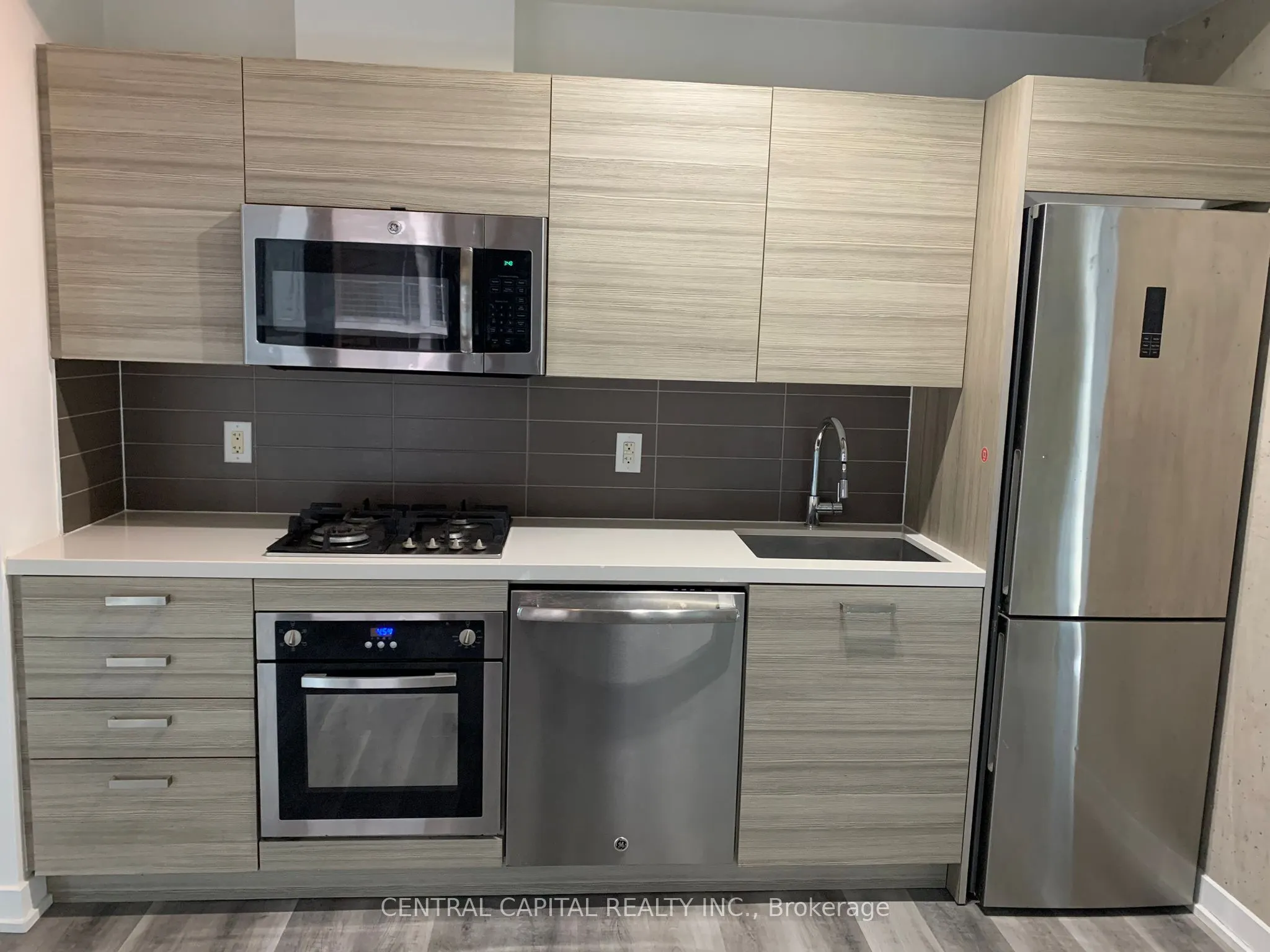 11 Charlotte Street, #1401