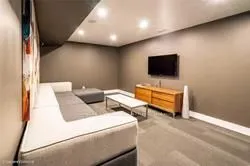 68 Merton Street, #204