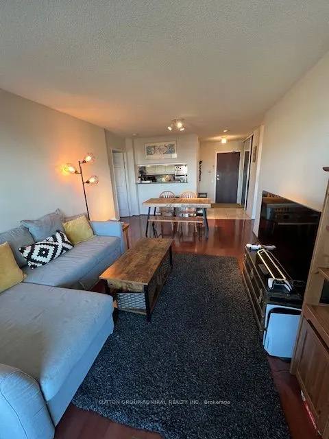 2 Covington Road E, #602