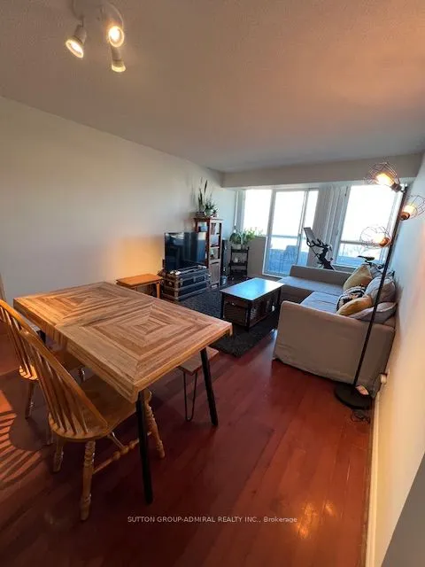 2 Covington Road E, #602