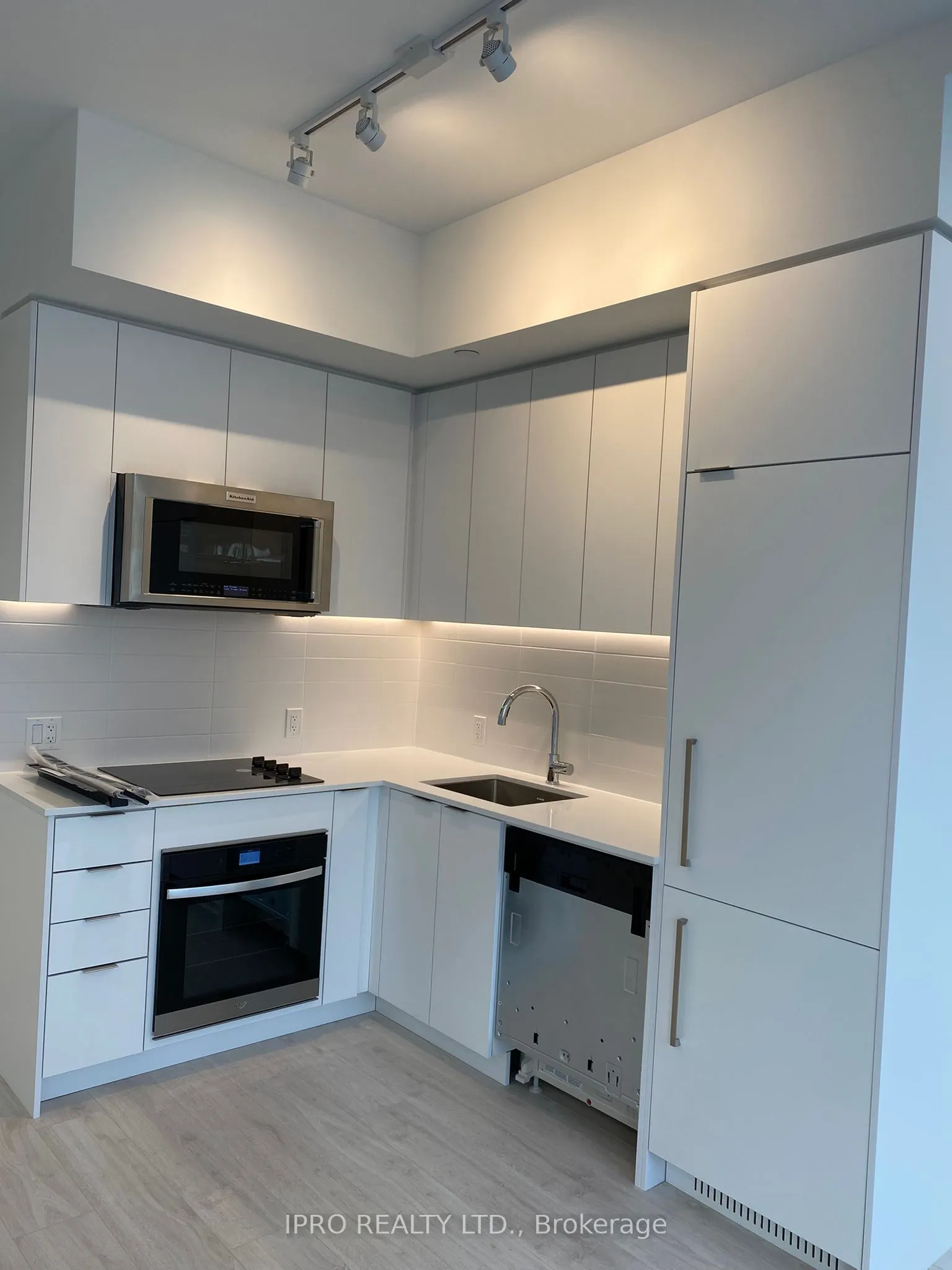 181 Sheppard Avenue #222