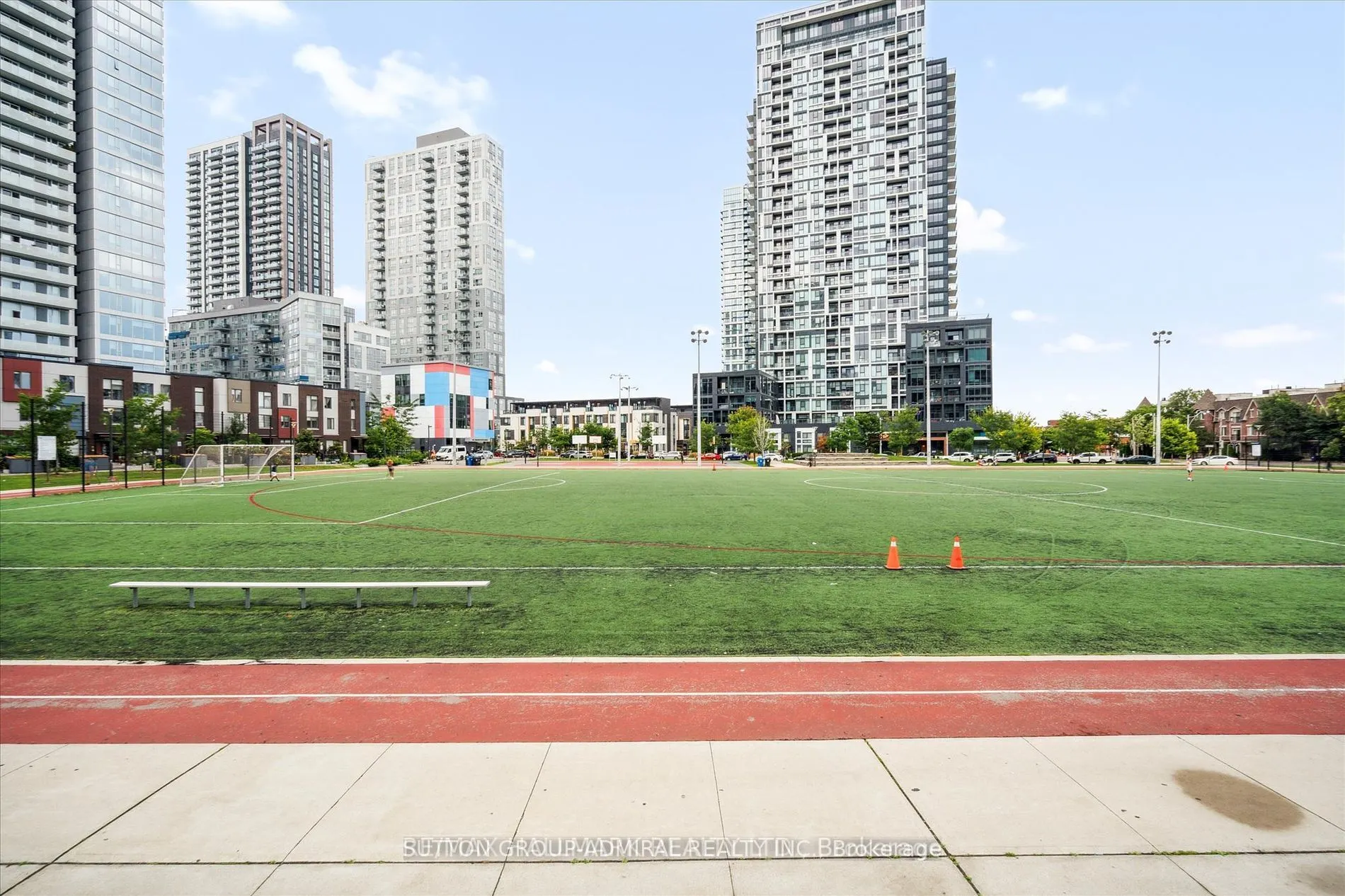 20 Tubman Avenue E, #2307