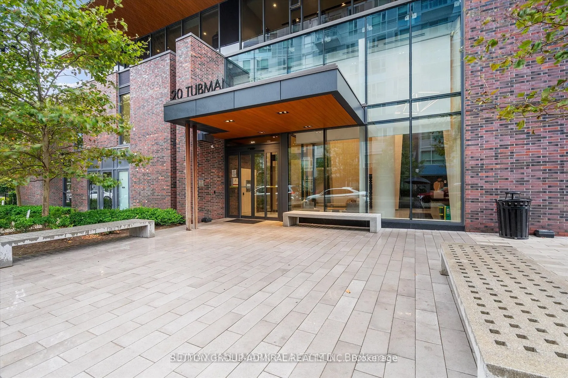 20 Tubman Avenue E, #2307