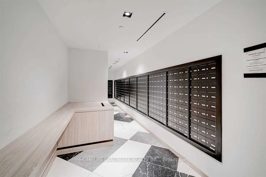395 Bloor Street E #1702