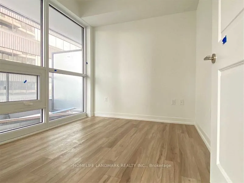 395 Bloor Street E #1702