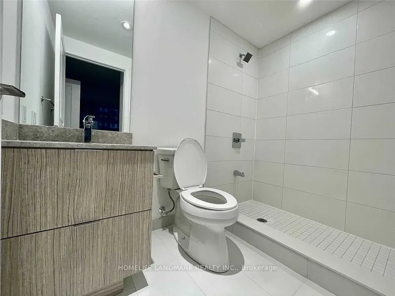 395 Bloor Street E #1702