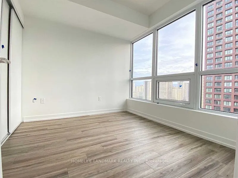 395 Bloor Street E #1702