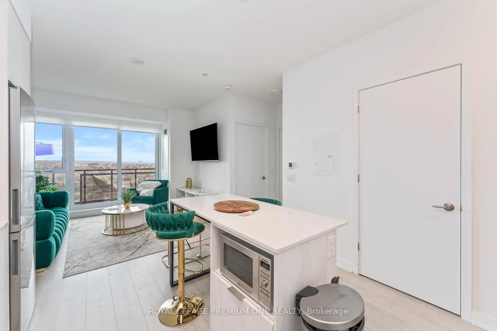 130 River Street #1411